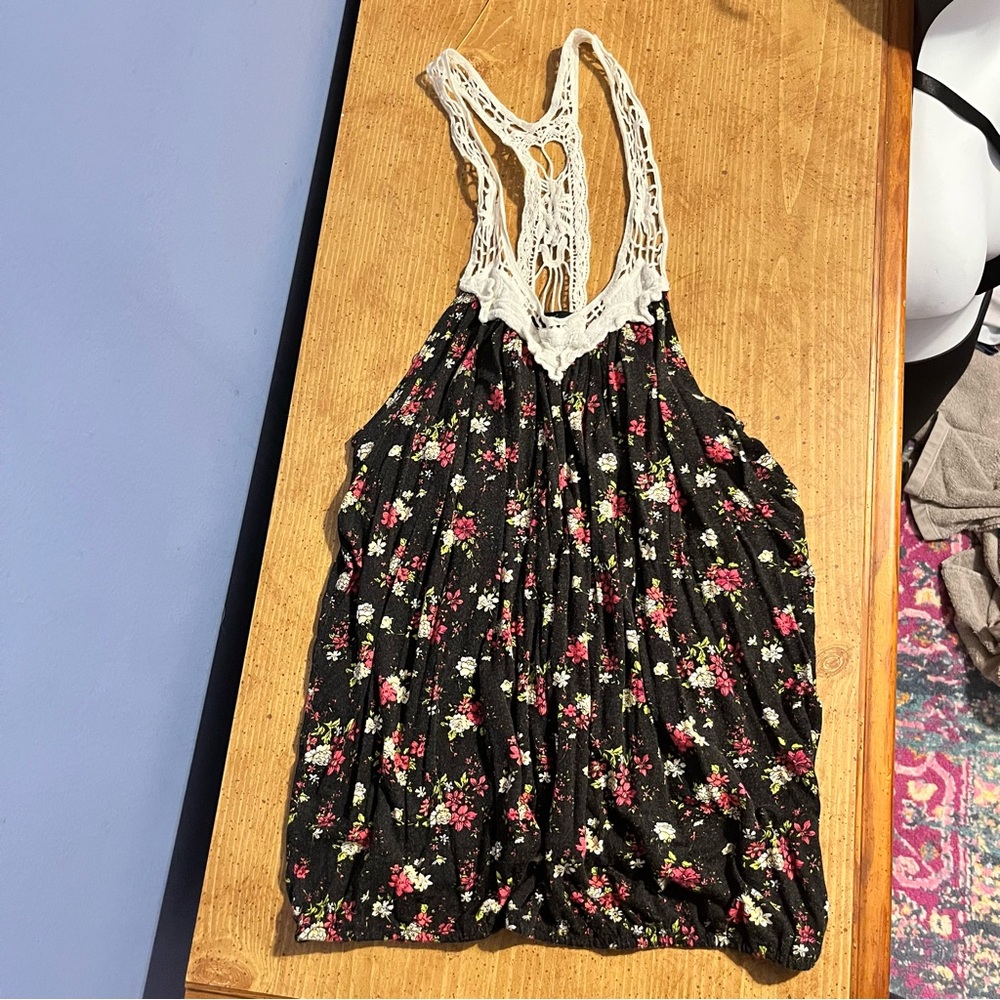 Iris Floral Sleeveless Ruched Tank Top